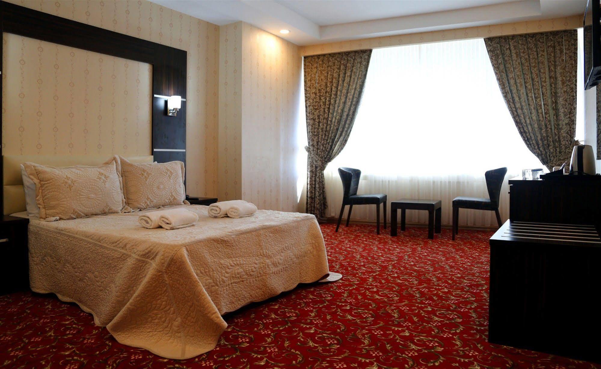 Grand Temel Hotel Avcılar Buitenkant foto